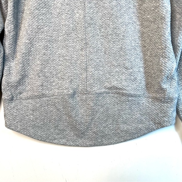 Lululemon Catch A Moment Crew Heathered Core Sweatshirt Light Grey Size 6 - Picture 10 of 13